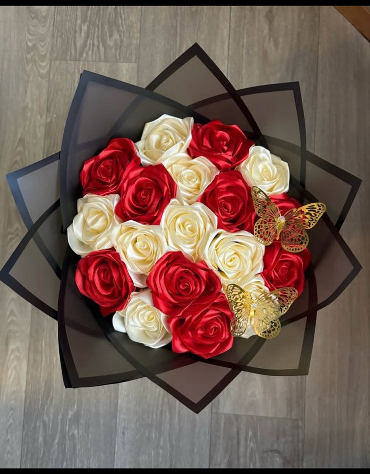 Ramo 50 rosas eternas